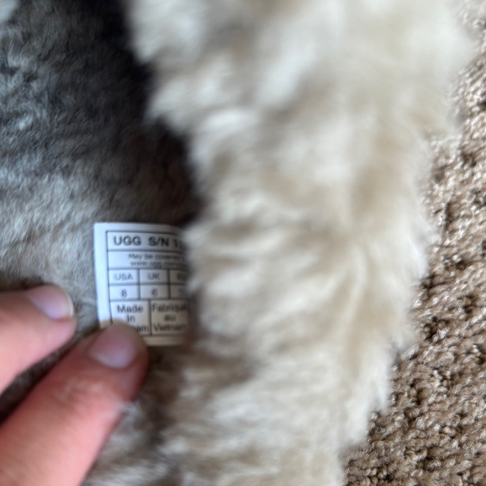 UGG Disquette Alpine Mule Slippers! 🤎 - Picture 4 of 5